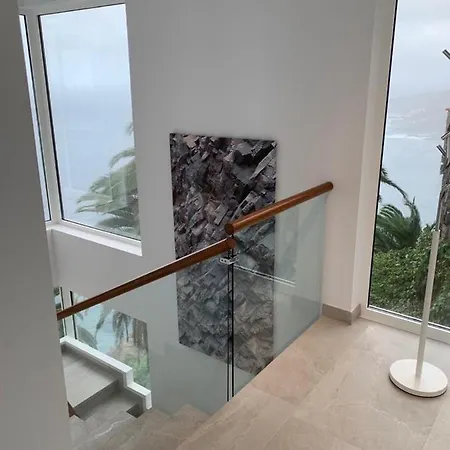 Crystal Ocean *